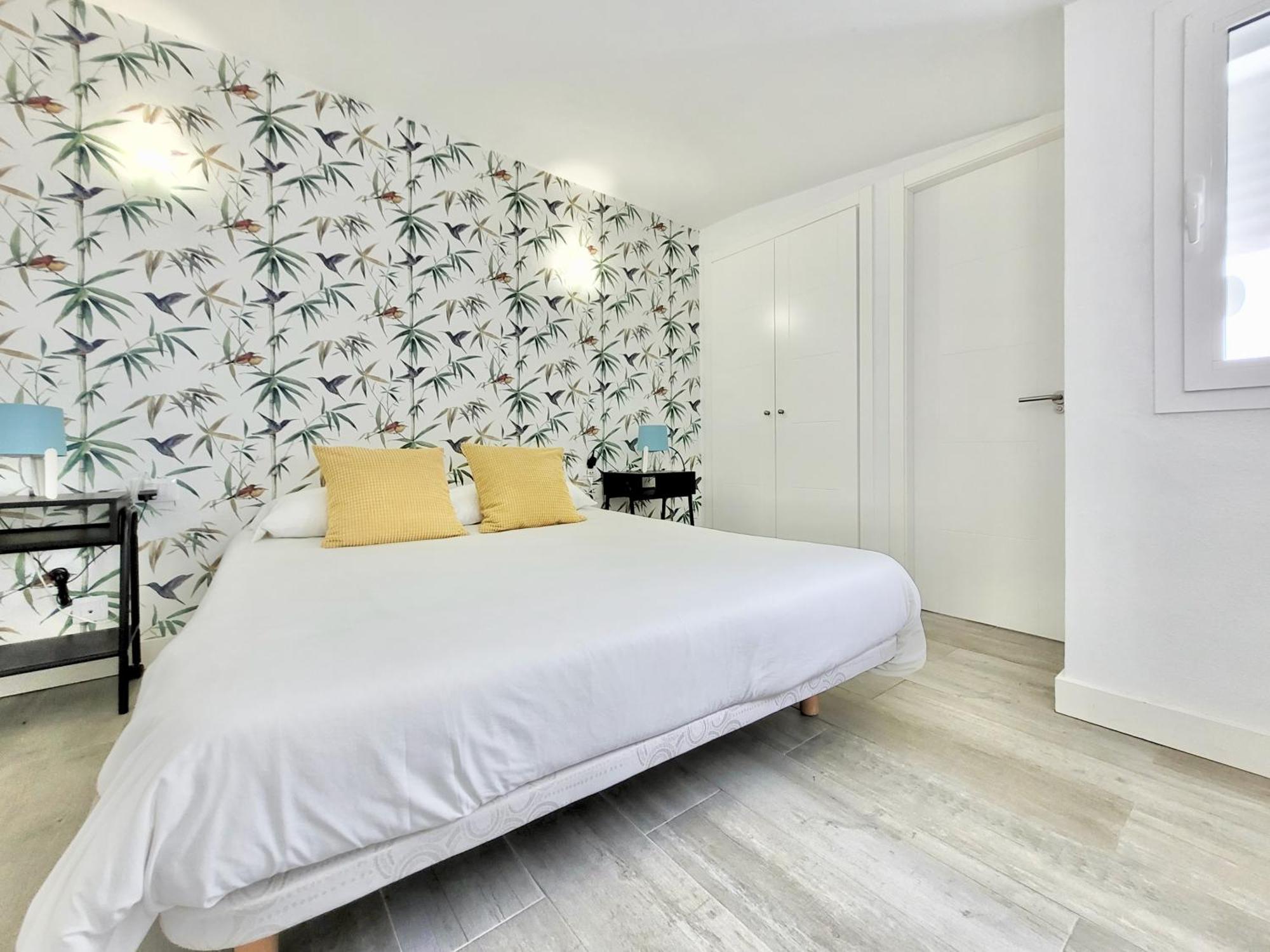 Summer Breeze Penthouse Apartment
