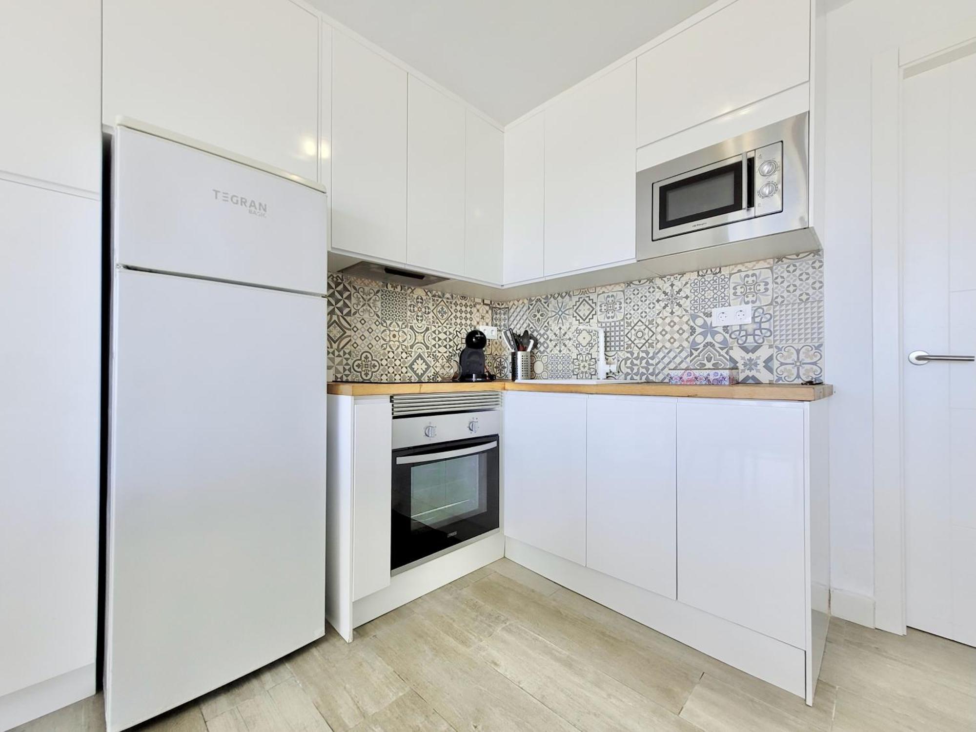 Summer Breeze Penthouse Apartment *